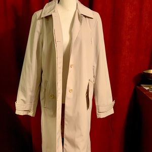 Waterproof/Lightweight  Coat